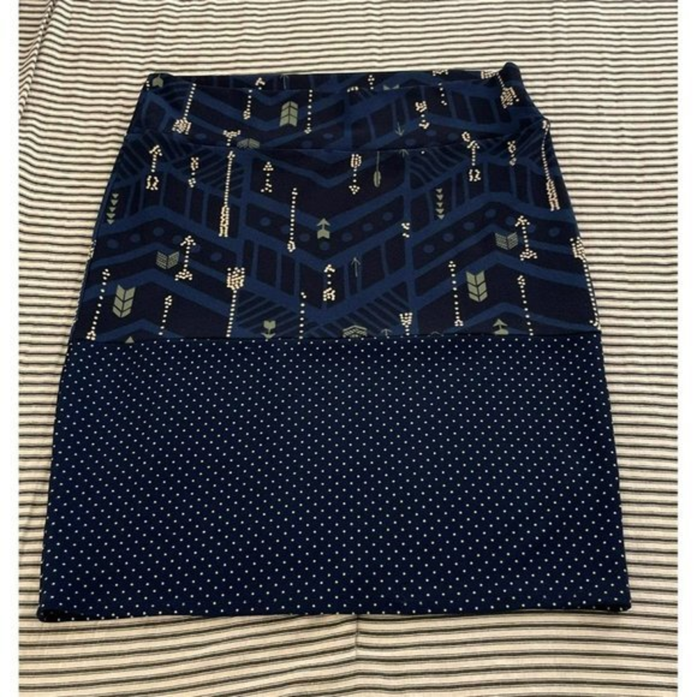 Lularoe‎ Cassie Skirt